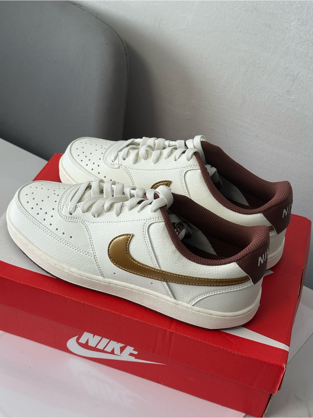 Nike Men’s Low-Top Sneakers - White with Gold Swoosh and Brown Trim